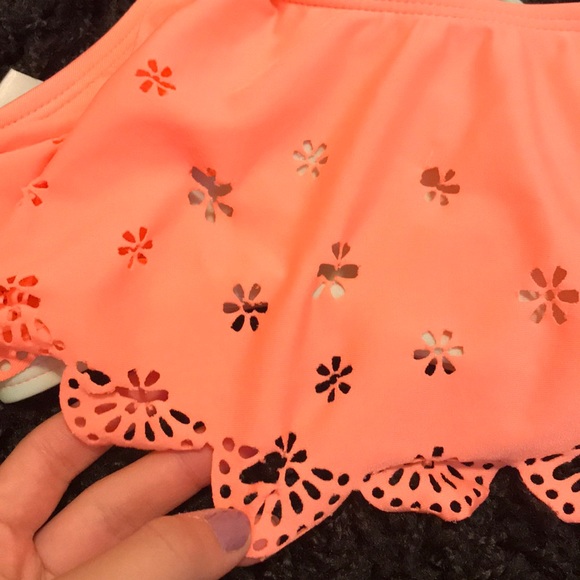 Cat & Jack swimsuit - Picture 4 of 5